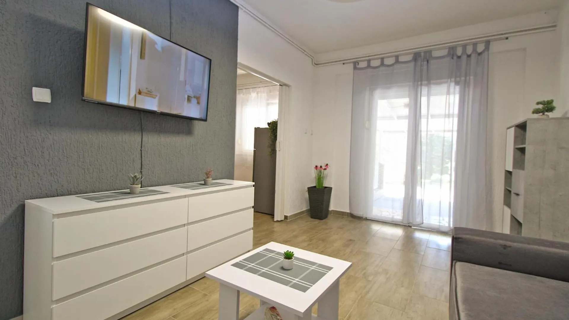 Apartment Dragomir 1052 Fazana 0*,