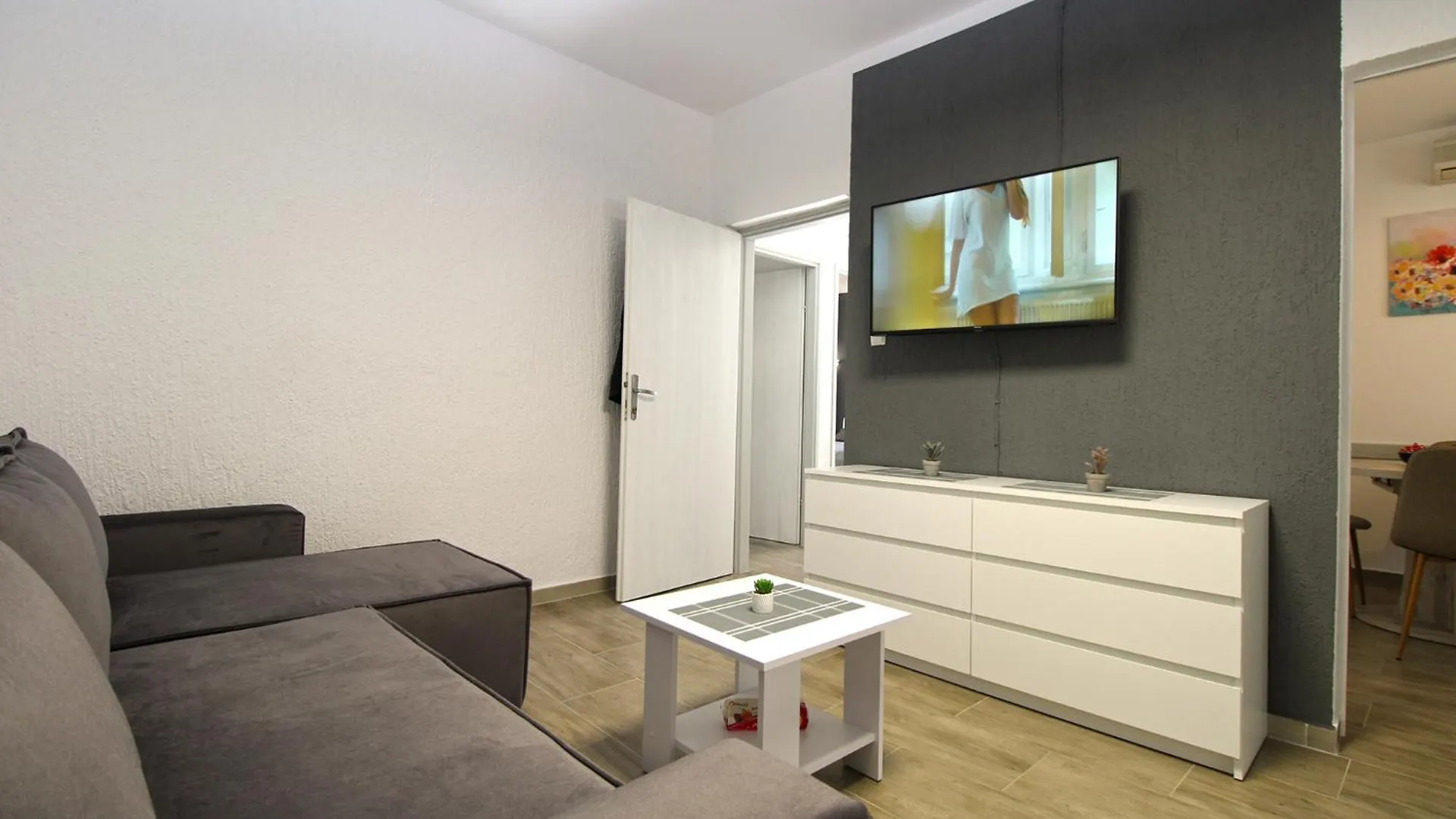 Apartment Dragomir 1052 Fazana Croatia