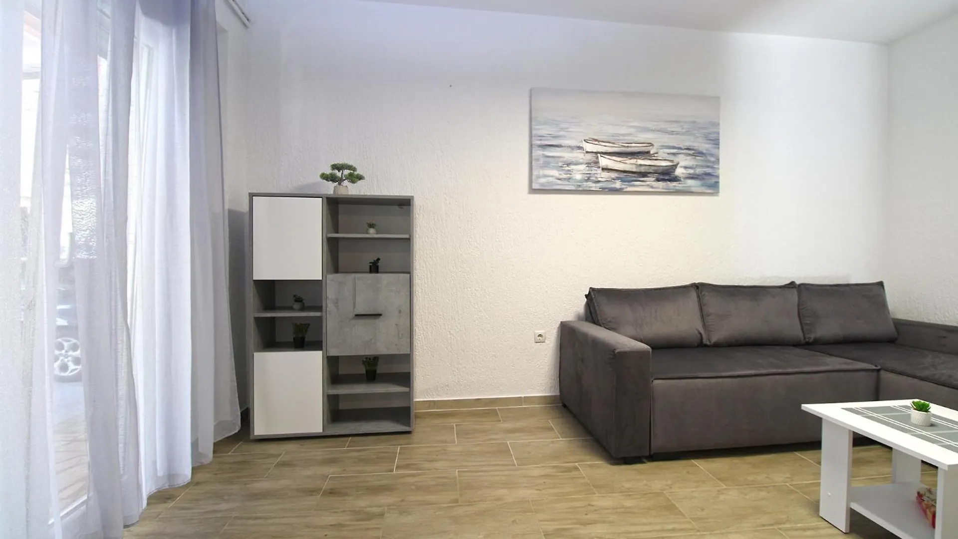 Apartment Dragomir 1052 Fažana